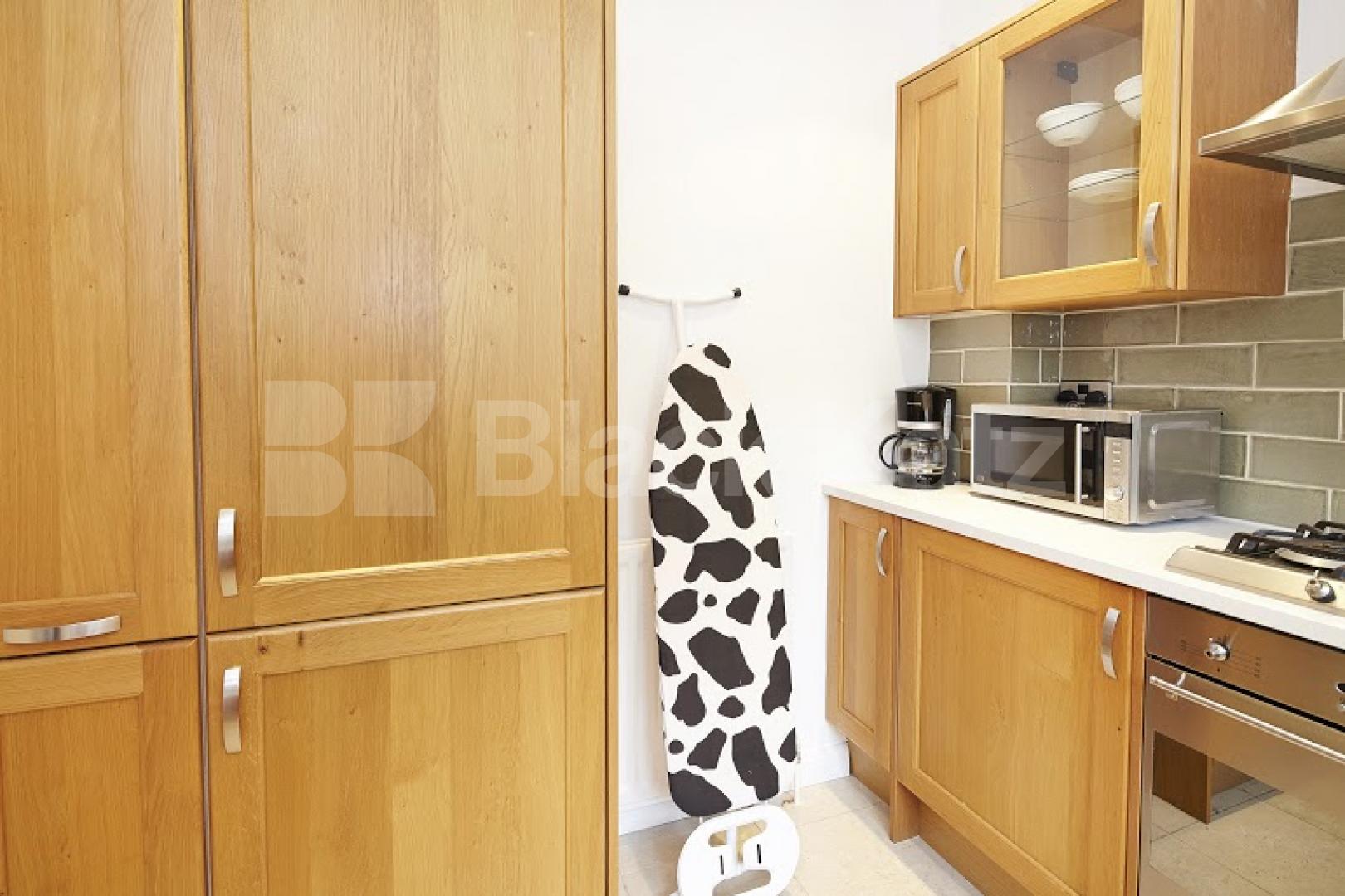 			NEW INSTRUCTION, 2 Bedroom, 1 bath, 1 reception Terraced House			 Bridge House Court Blackfriars Road, Southwark/Borough/Waterloo